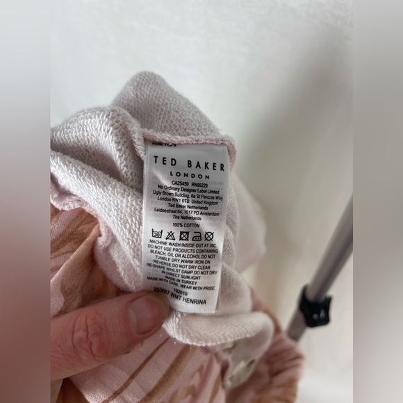 TED BAKER Henrina Botanical Pink/Tropical Printed Jersey Short Size 3 NWT - Picture 14 of 16